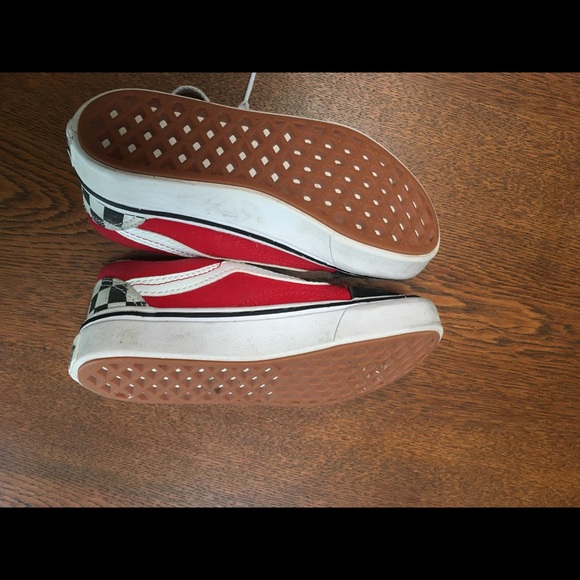 VANS youth11.5 Off the Wall black/red/white checkerboard. “Comfy Cush”innersole. - Picture 5 of 5
